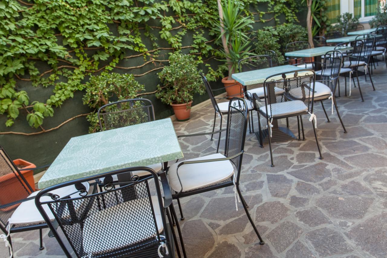 Hotel Benvenuti Gatteo a Mare Exterior photo
