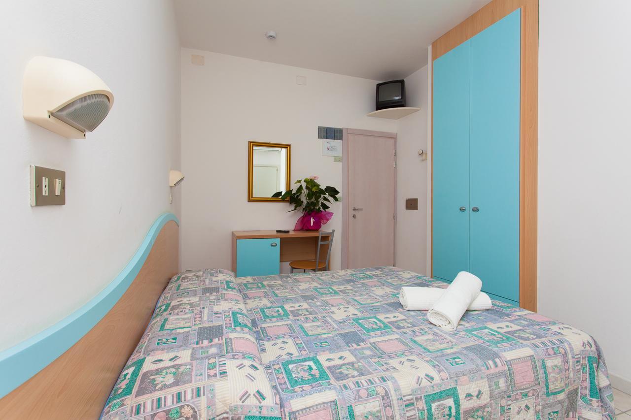 Hotel Benvenuti Gatteo a Mare Exterior photo